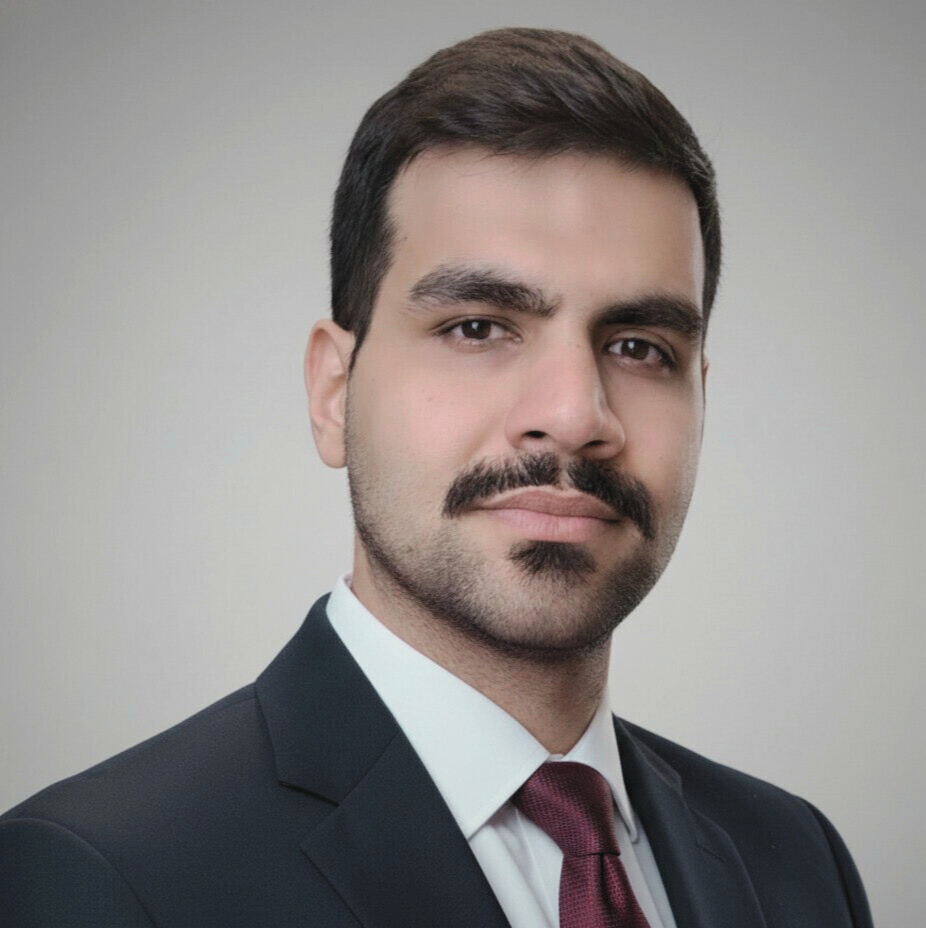 Portrait placeholder. Replace with Amir Goli photo.